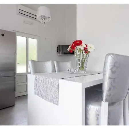Dingac - Two Bedroom With Balcony And Sea View Silver Potomje