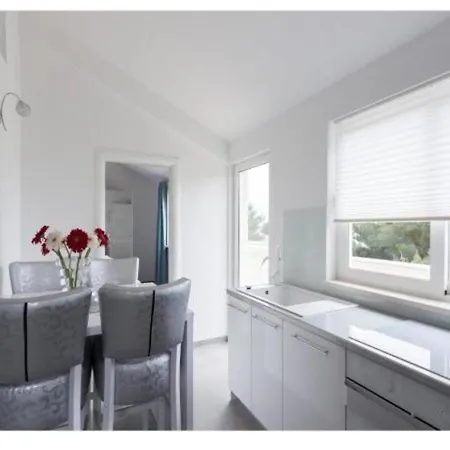 Dingac - Two Bedroom With Balcony And Sea View Silver * Potomje